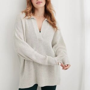 Aerie Women's V-Neck Sweater light grey